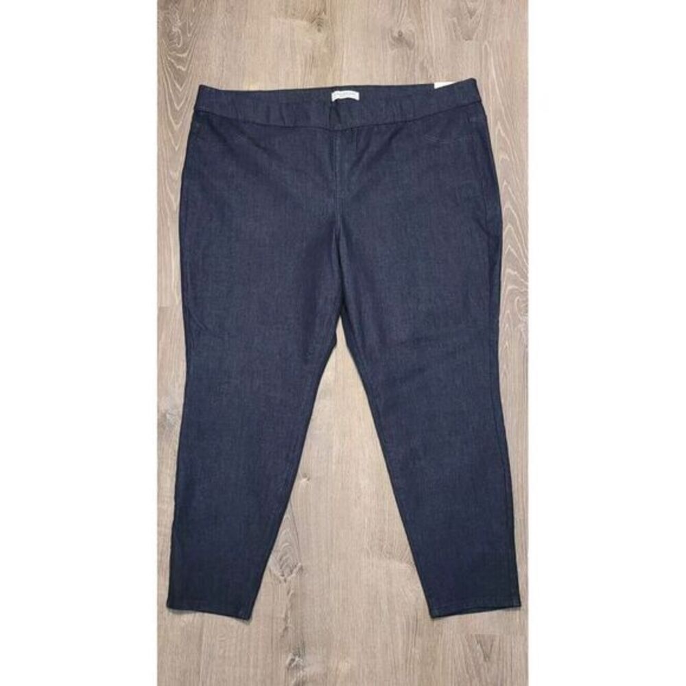 NWT Lane Bryant Women's High-Rise Ultimate Stretch Jegging Jeans Size 28‎